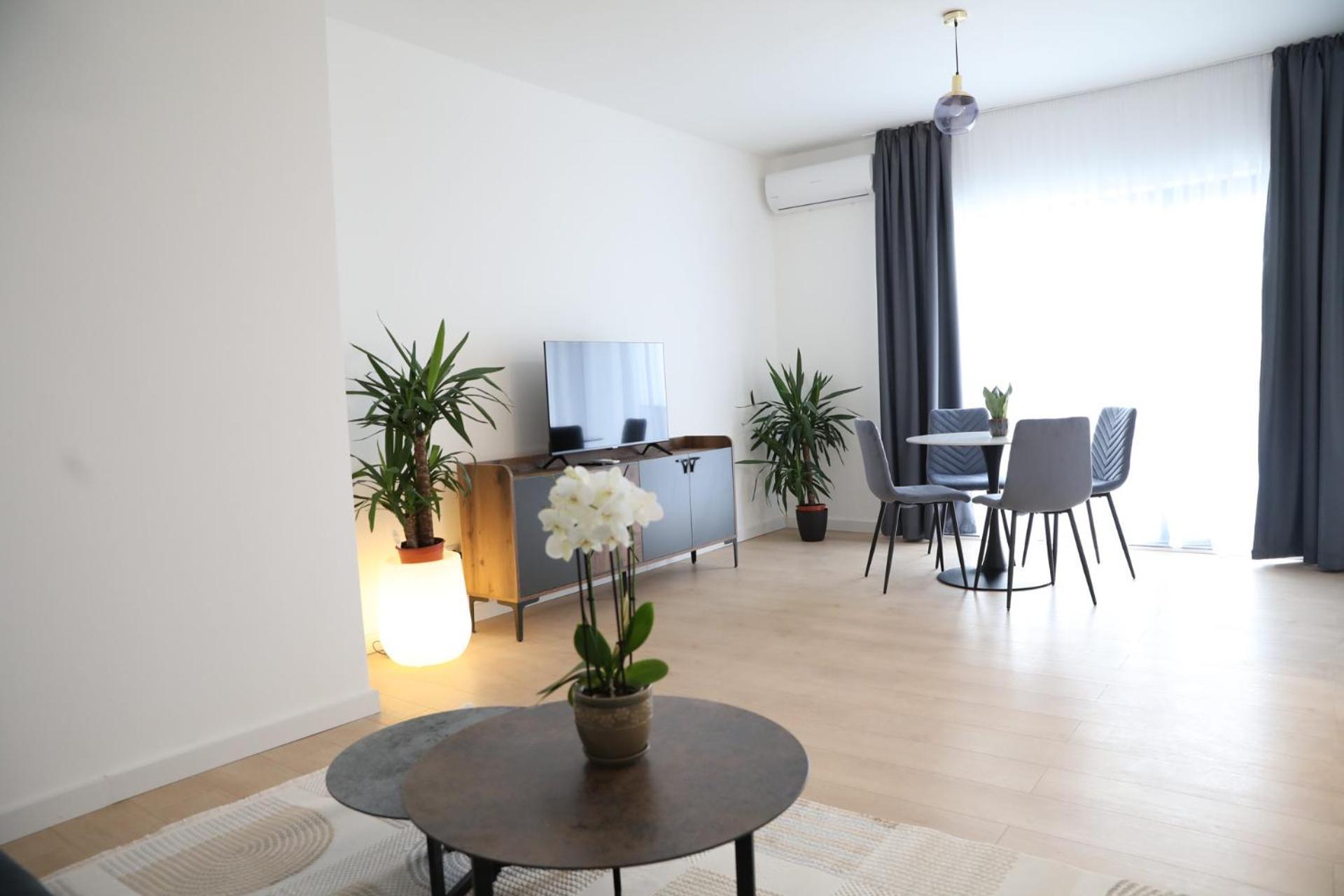 Exit Aparthotel Floreşti Dış mekan fotoğraf